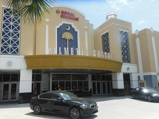 Regal Palmetto Grande 16